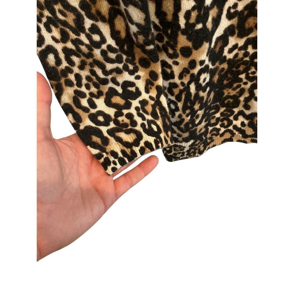 Talbots Womens Cashmere Sweater Size XS Leopard Print Animal Classic Preppy Work - Picture 6 of 7